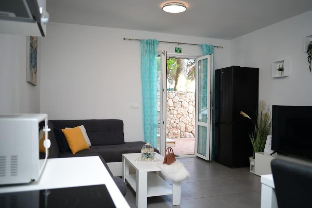Wave N' Sea Apartment With A Private Pool Dubrovnik Exterior foto