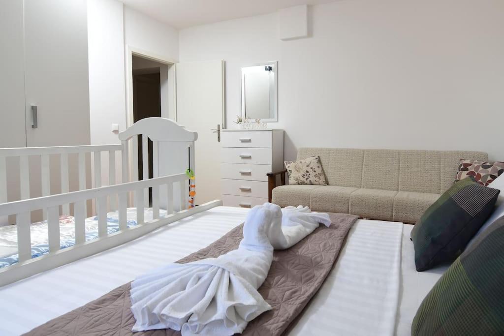 Wave N' Sea Apartment With A Private Pool Dubrovnik Exterior foto